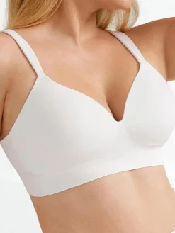 ContourLift™ Seamless Wireless Shaping Push Up Bra