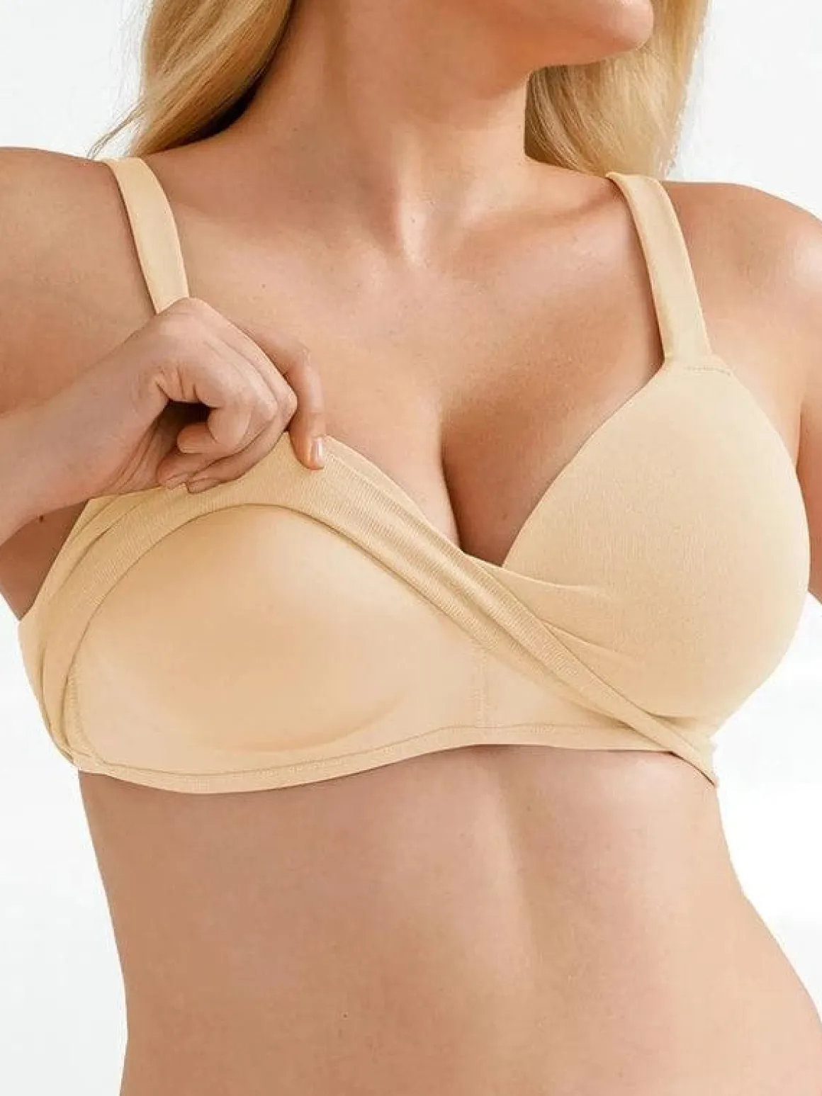 ContourLift™ Seamless Wireless Shaping Push Up Bra