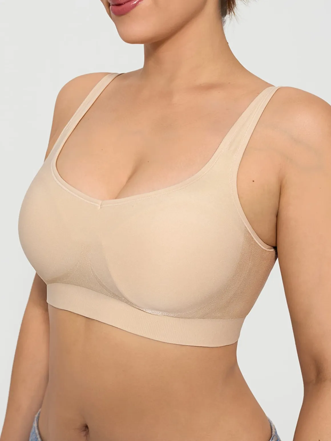 Seamless Adjustable Wide-Strap Underwire-Free Smoothing Bra