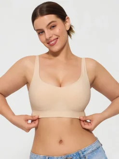 Seamless Adjustable Wide-Strap Underwire-Free Smoothing Bra