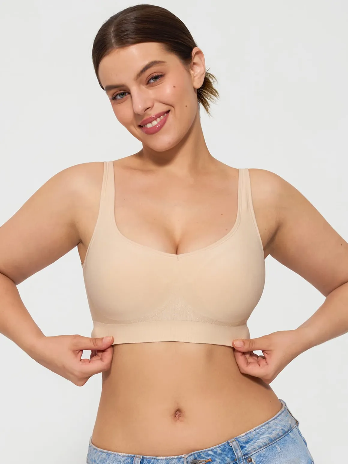 Seamless Adjustable Wide-Strap Underwire-Free Smoothing Bra