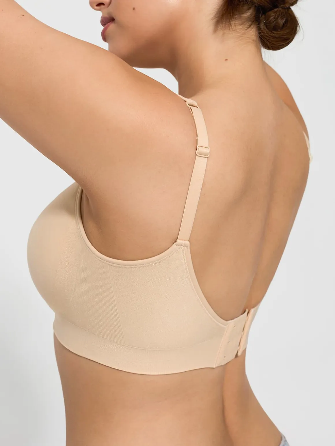 Seamless Adjustable Wide-Strap Underwire-Free Smoothing Bra
