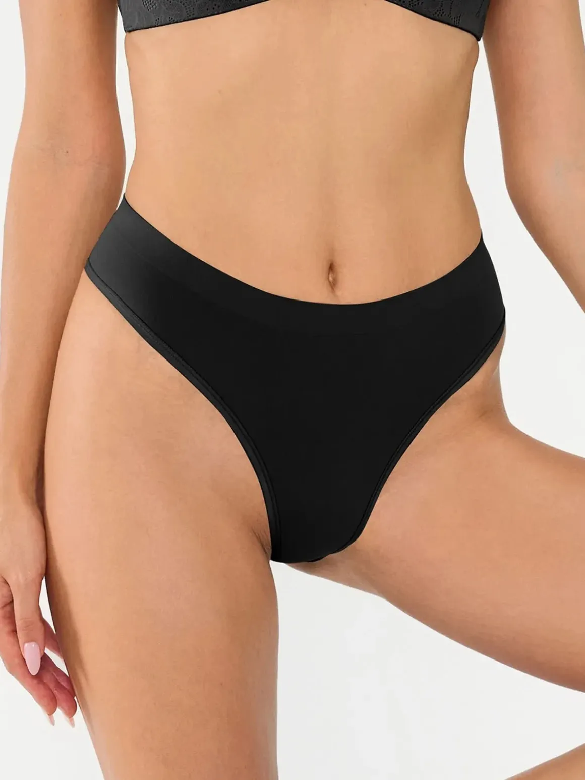 Seamless AirKnit Thong