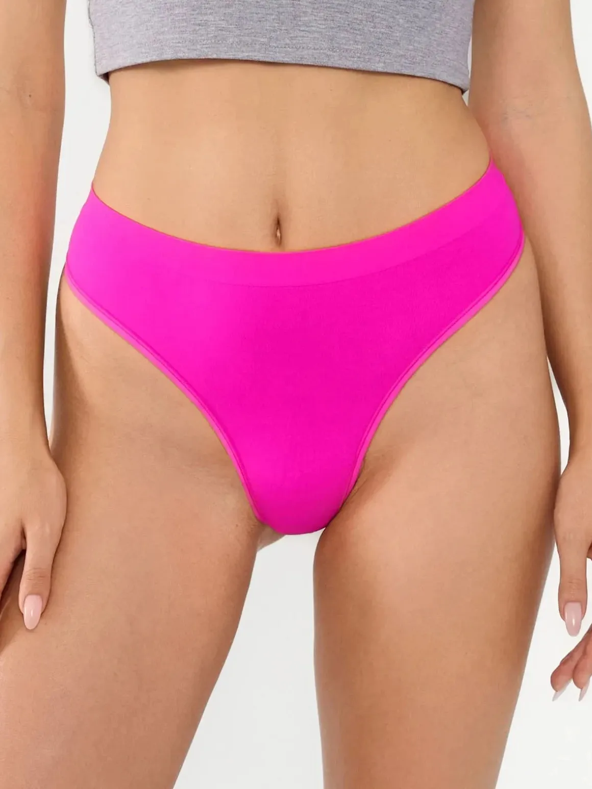 Seamless AirKnit Thong