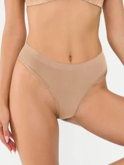 Seamless AirKnit Thong