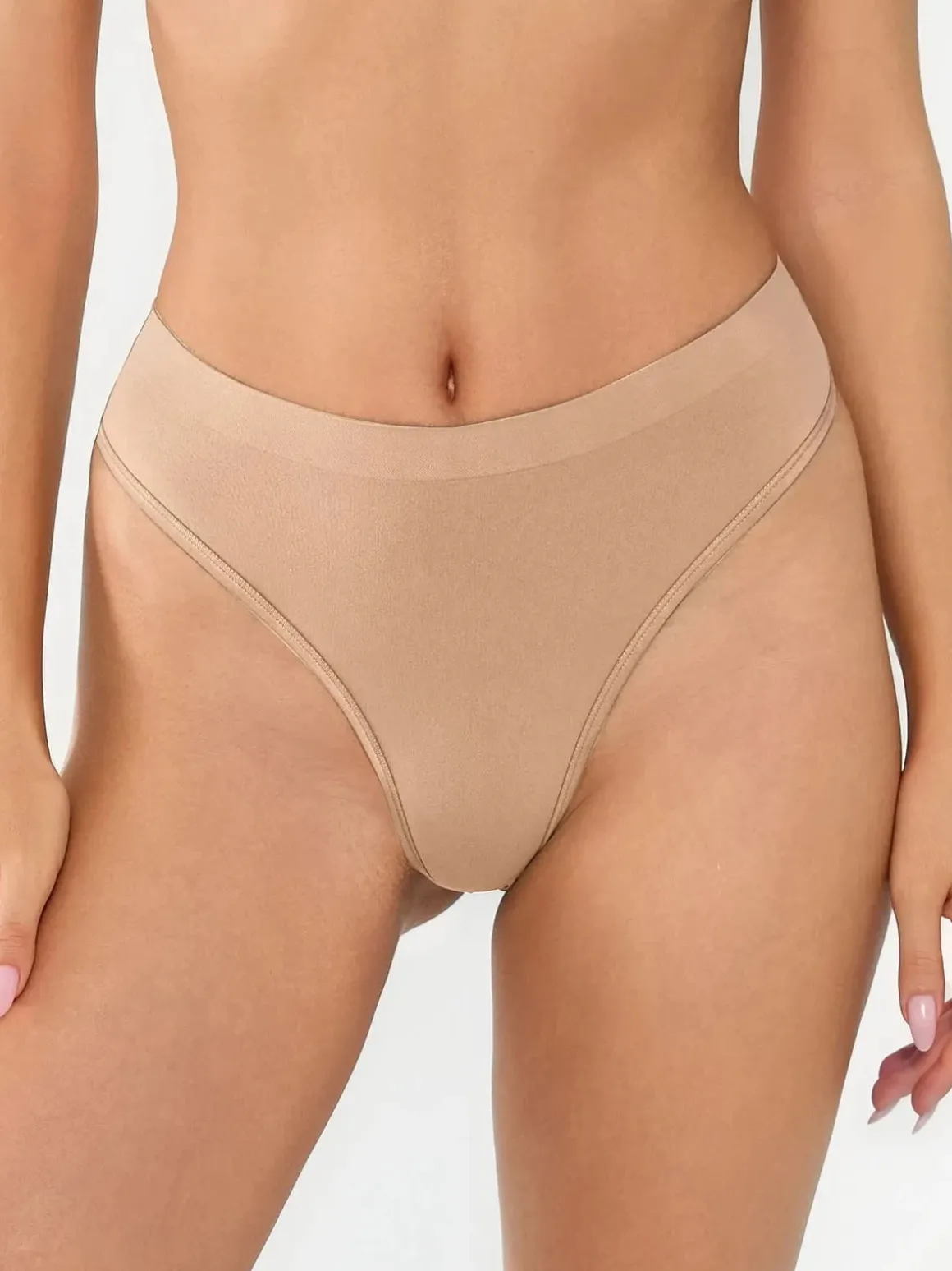 Seamless AirKnit Thong