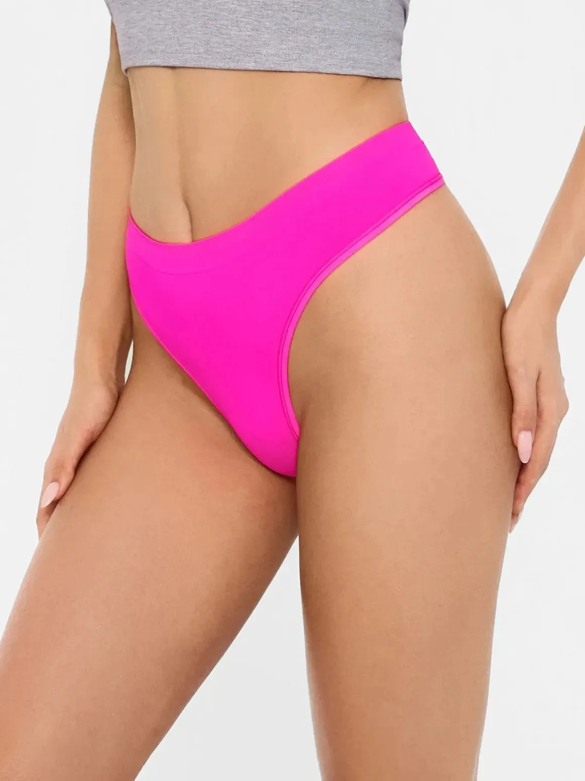 Seamless AirKnit Thong