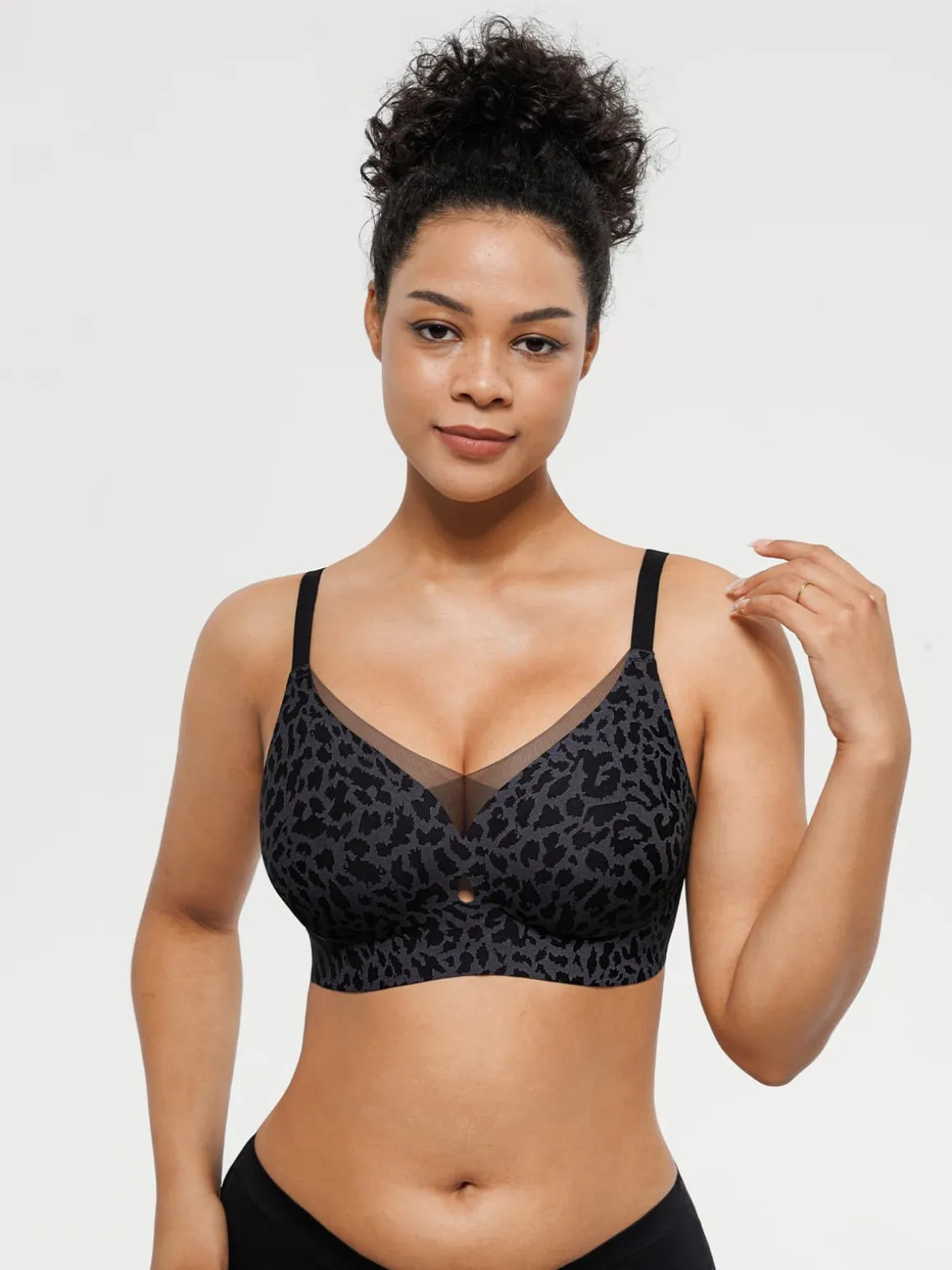 Seamless Breathable Contour Plunge Bra