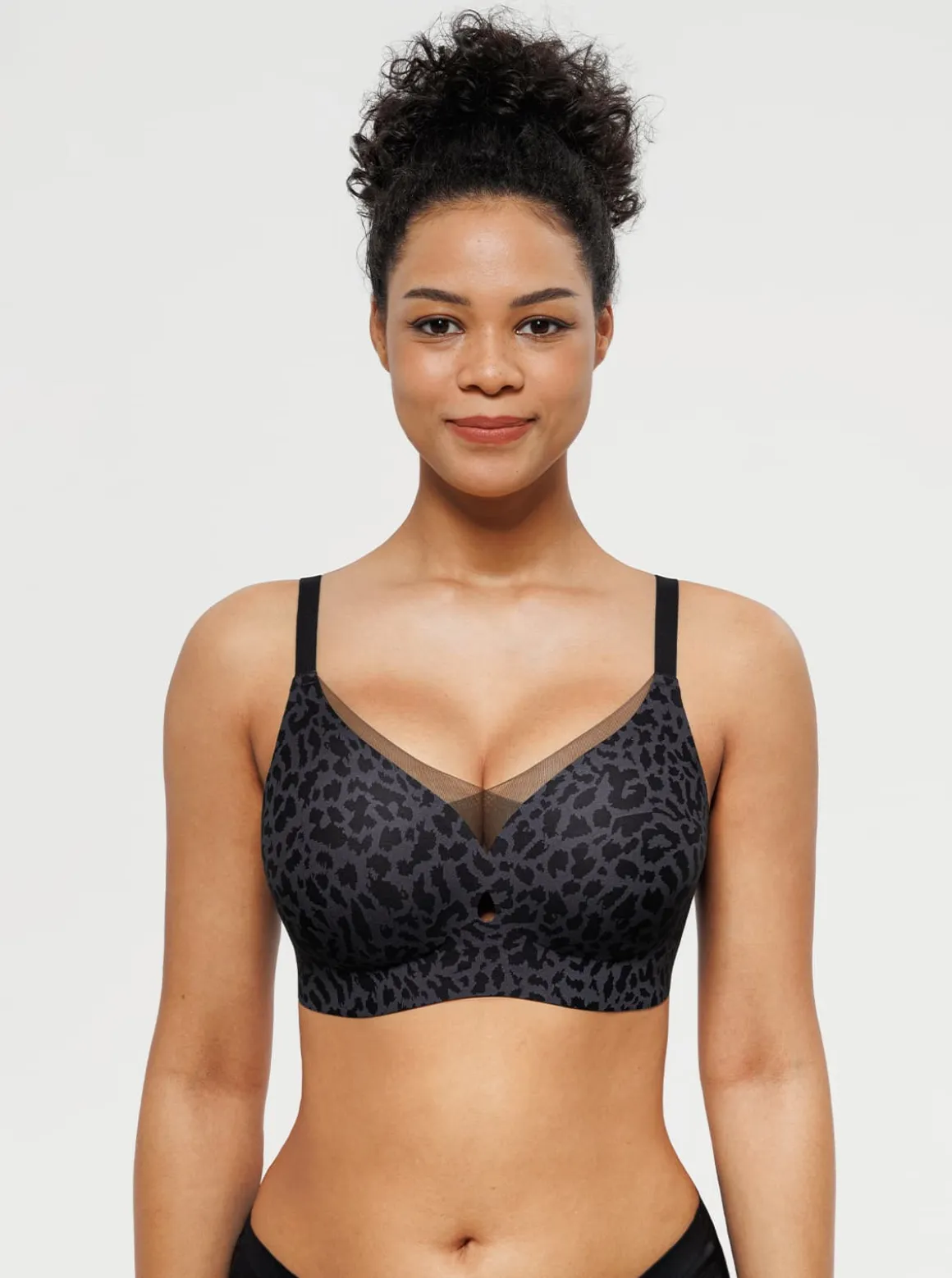 Seamless Breathable Contour Plunge Bra