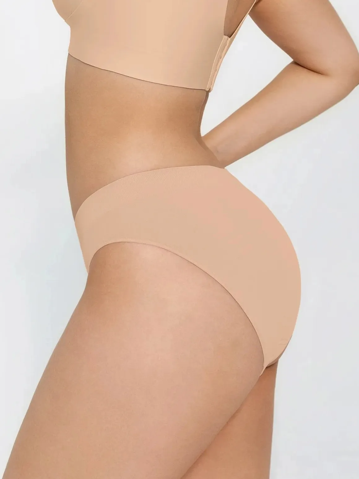 Seamless Solid Mid-Rise Brief