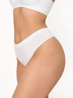Seamless Solid Mid-Rise Thong Brief