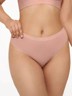 Seamless Solid Mid-Rise Thong Brief