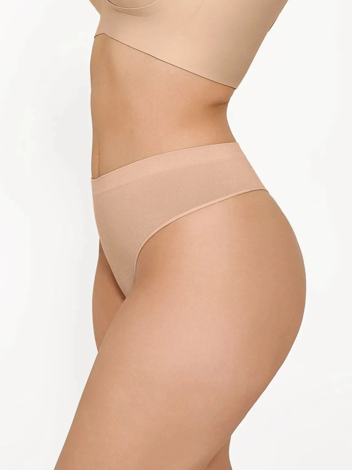 Seamless Solid Mid-Rise Thong Brief