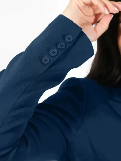 Shape-Sculpting Fitted Blazer