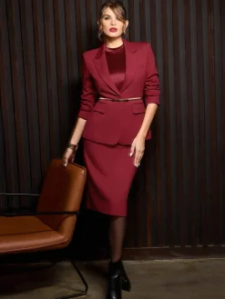 Shape-Sculpting Fitted Blazer