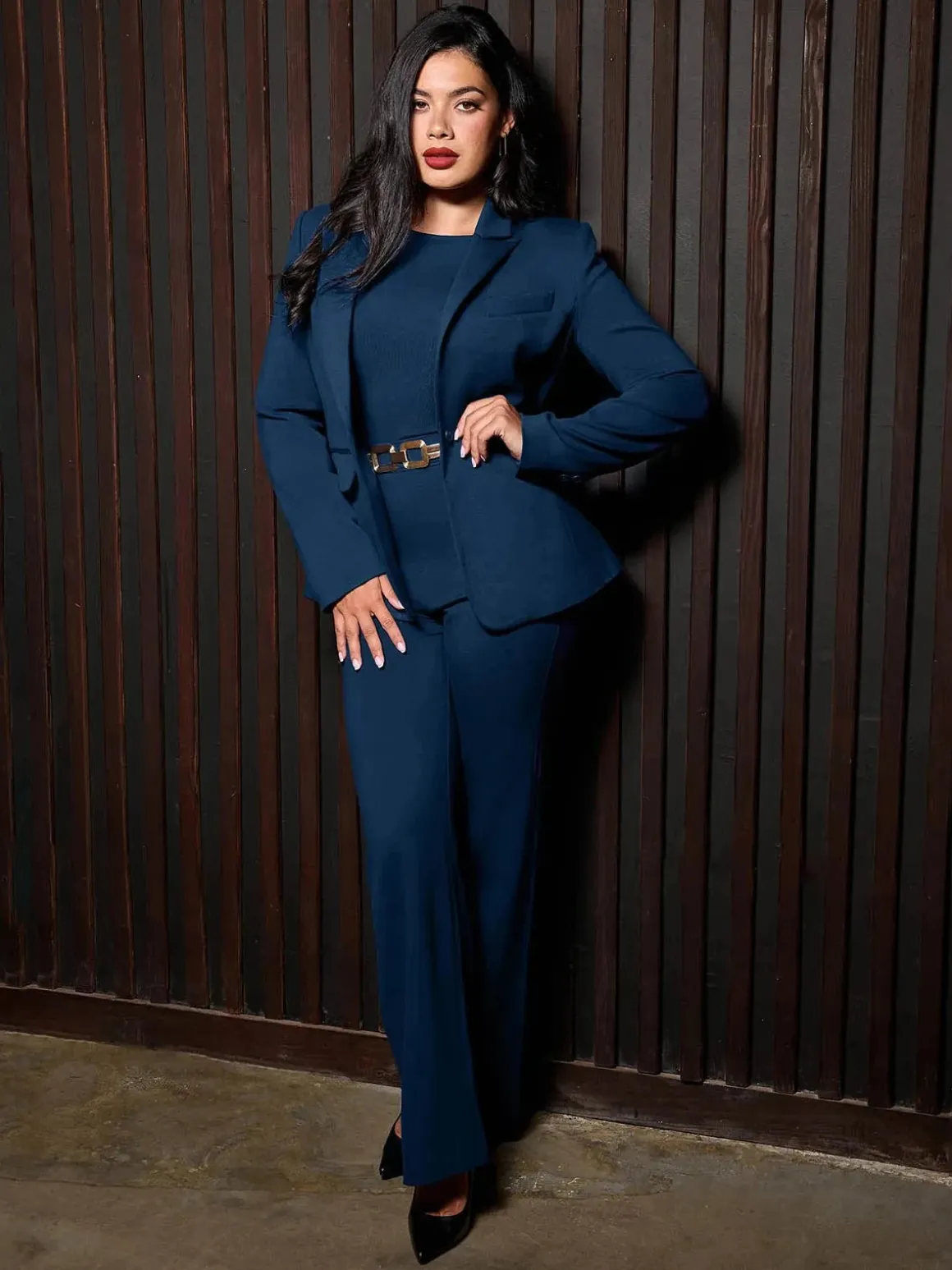 Shape-Sculpting Fitted Blazer
