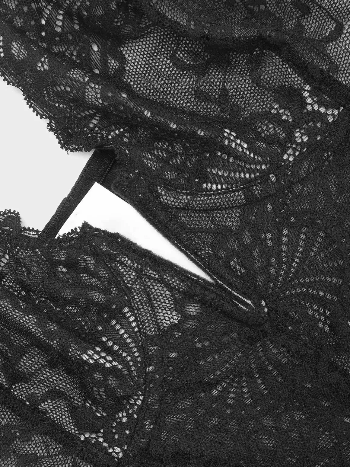 Shapewear Lace Deep V-Neck Sculpting Mid-Thigh Bodysuit